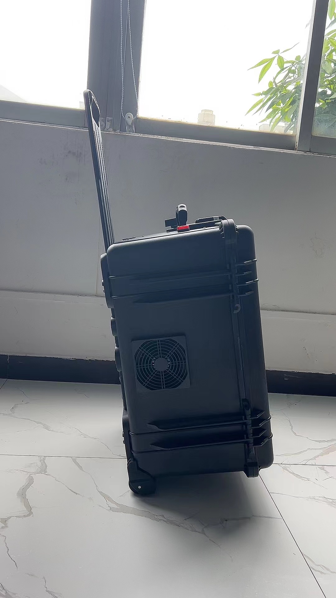 坦洲镇手拉箱型移动通信干扰器